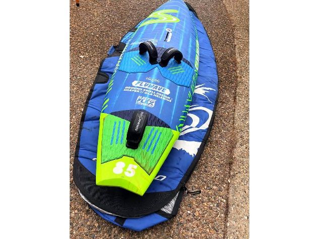 2019 Simmer Style Flywave 85 - Image 7