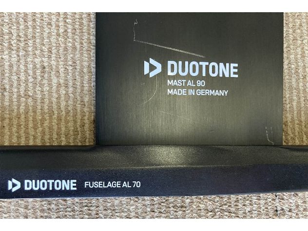 Duotone Kite Al 2.0 90 Mast And 70 Fuselage Set - Image 2