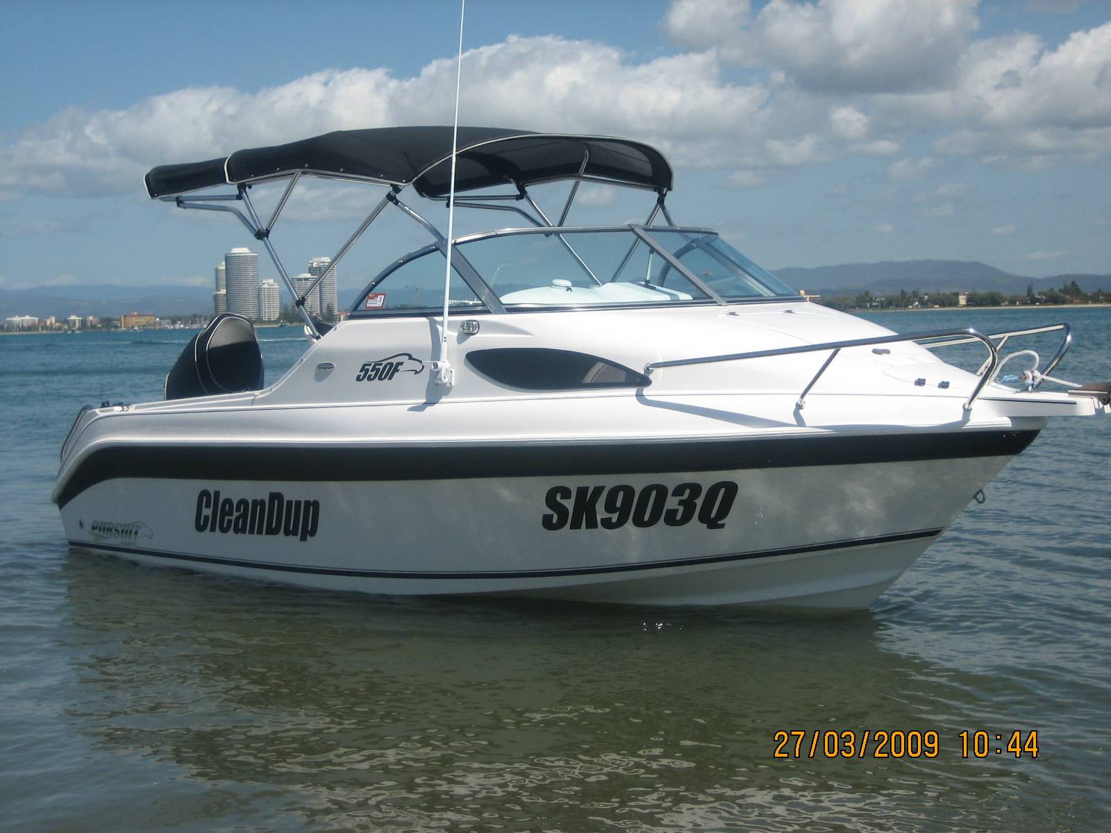 New Pursuit 550F