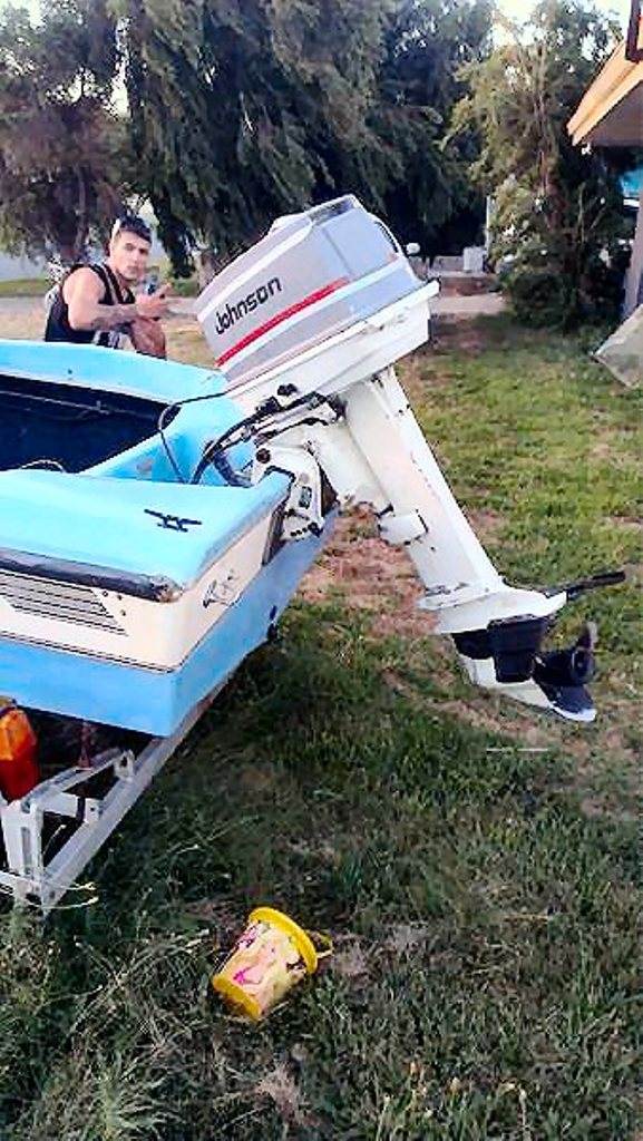 who built rthis boat