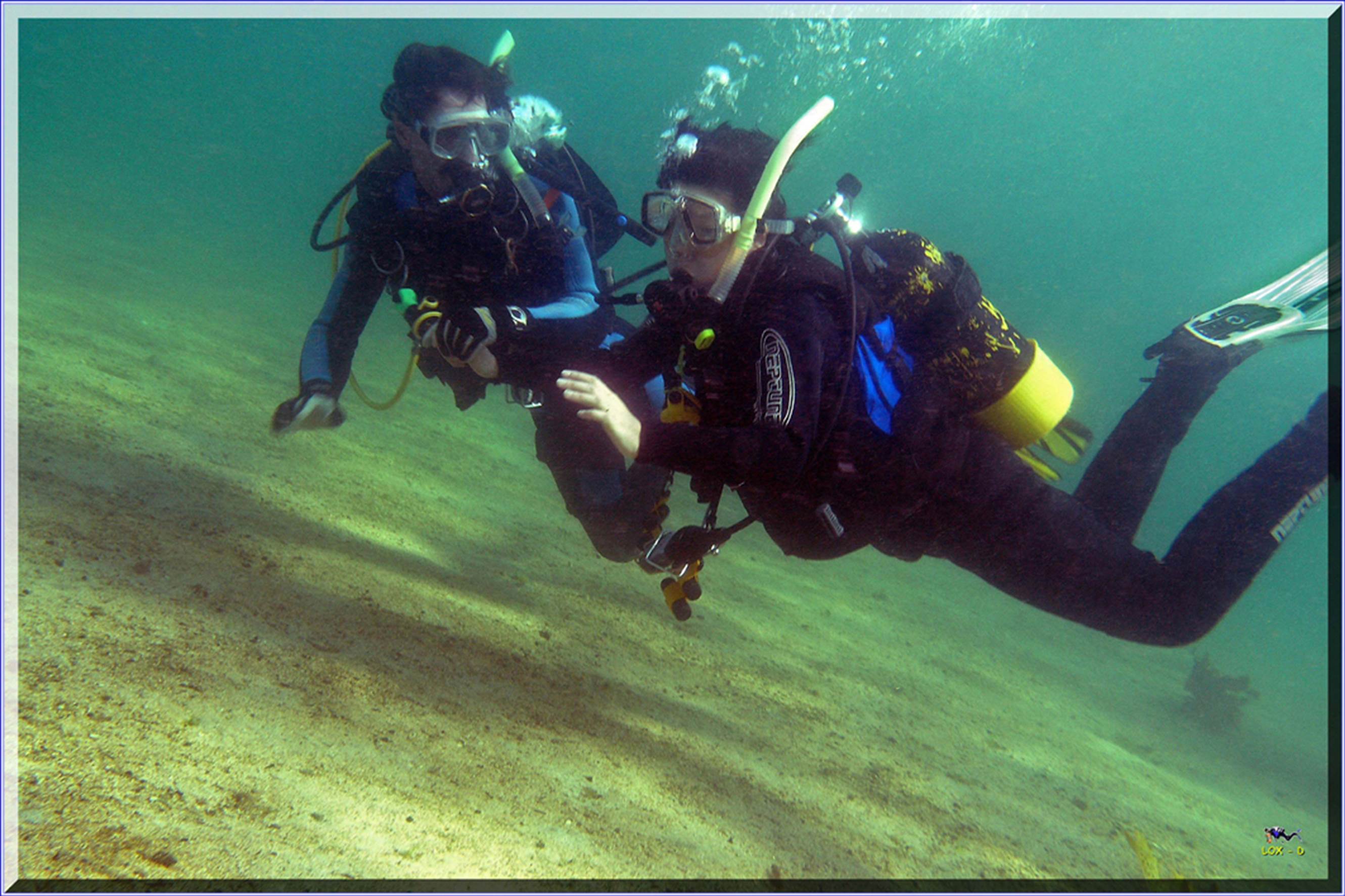 LoxPix Sub-Aqua Image