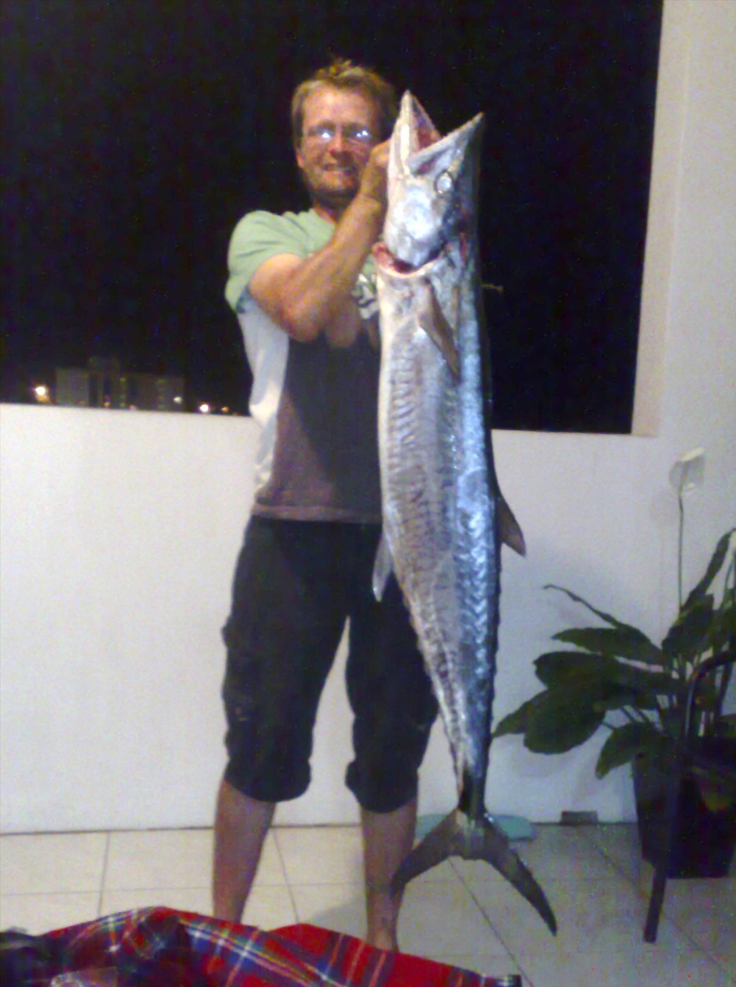 1m30cm Spanish Mackeral caught on 16/11/08