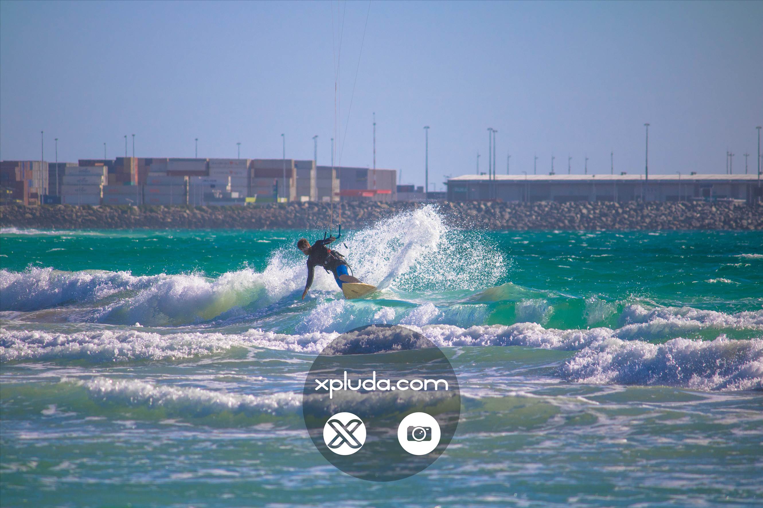 25/11/2015 - Leighton Beach - xpluda.com