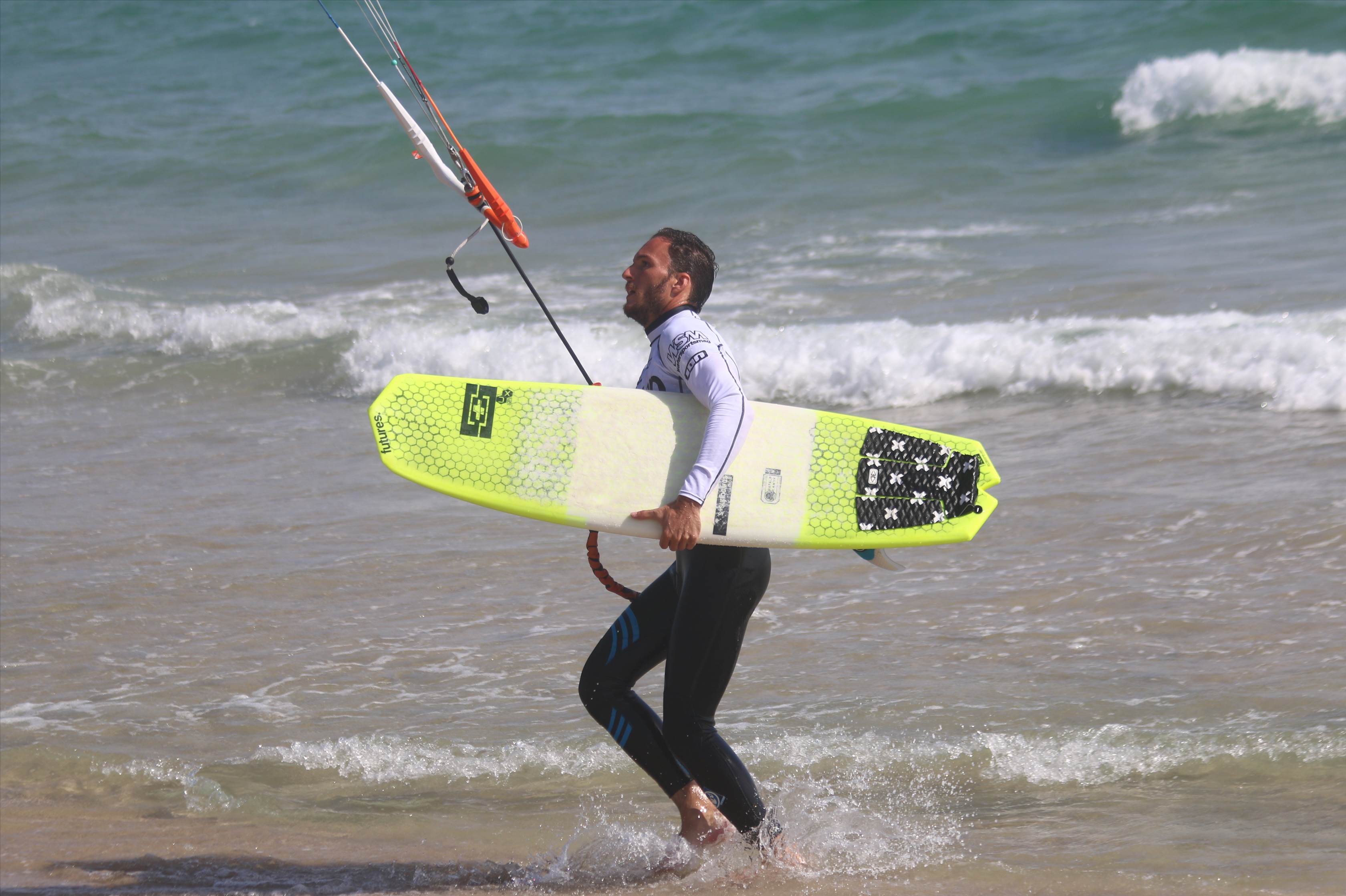 TARIFA STRAPLESS KITESURFING PRO 2016