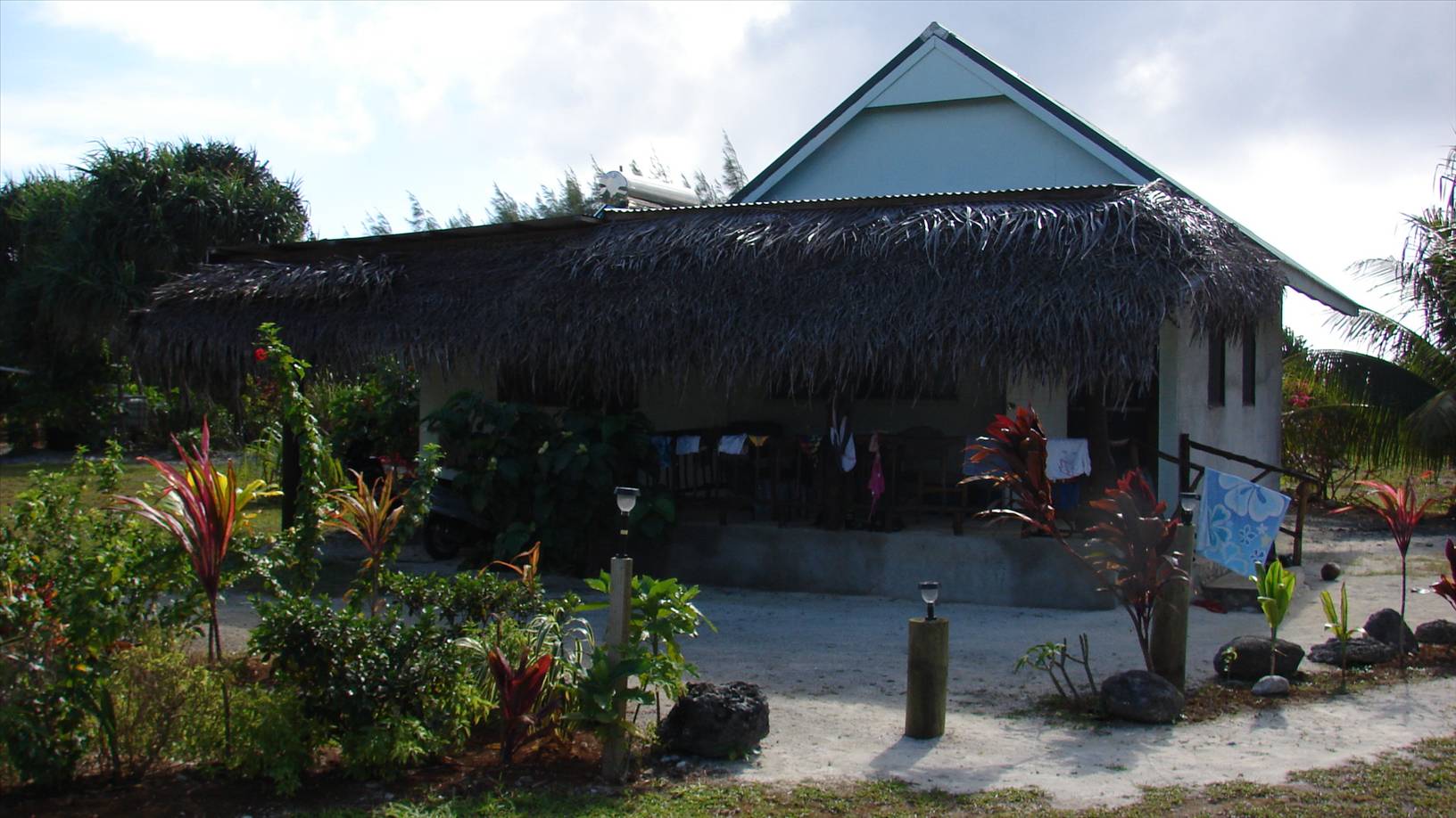aitutaki, inano bungalows