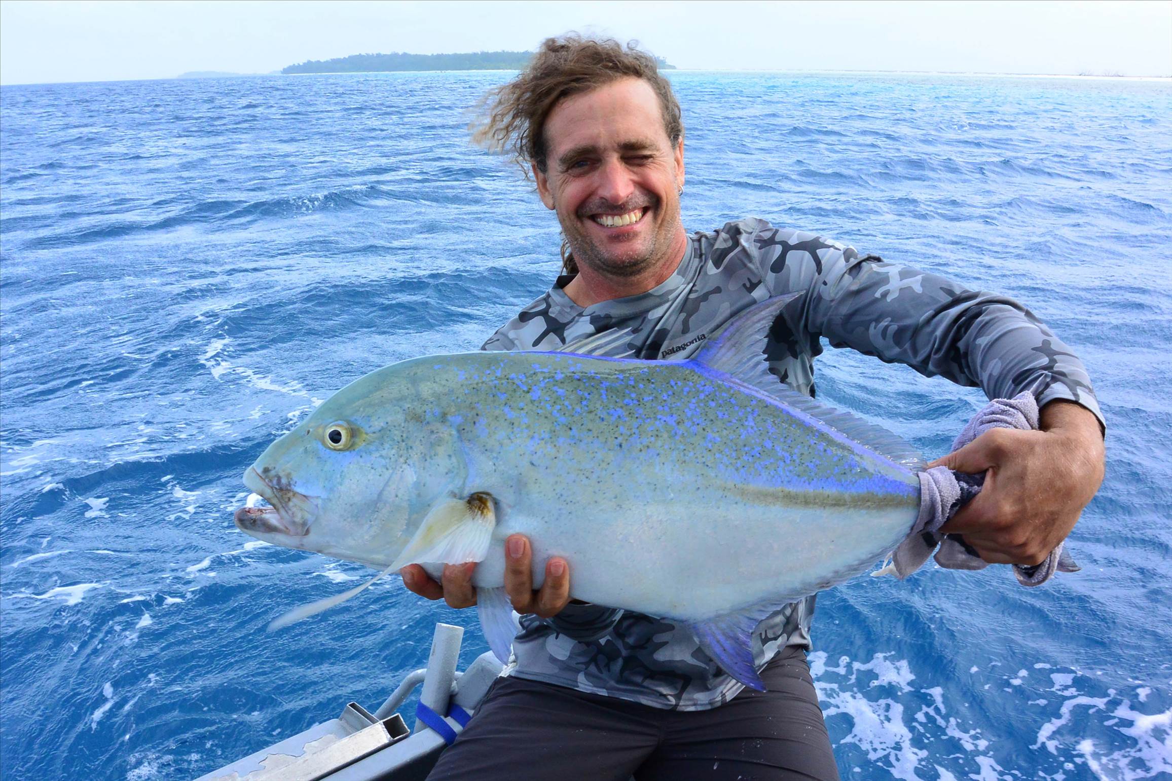 Moon Tours - PNG KITE TRIP