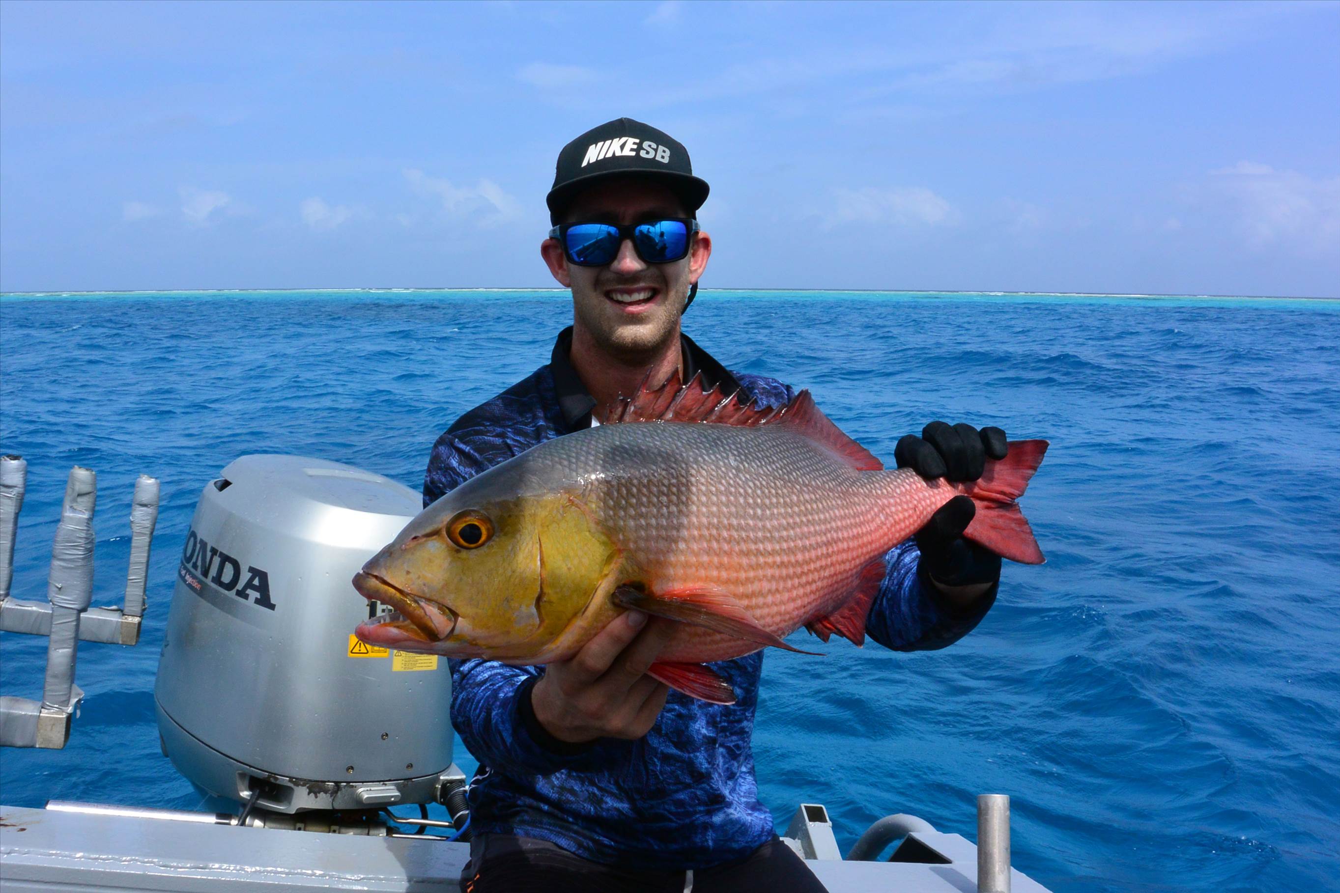 Moon Tours - PNG KITE TRIP