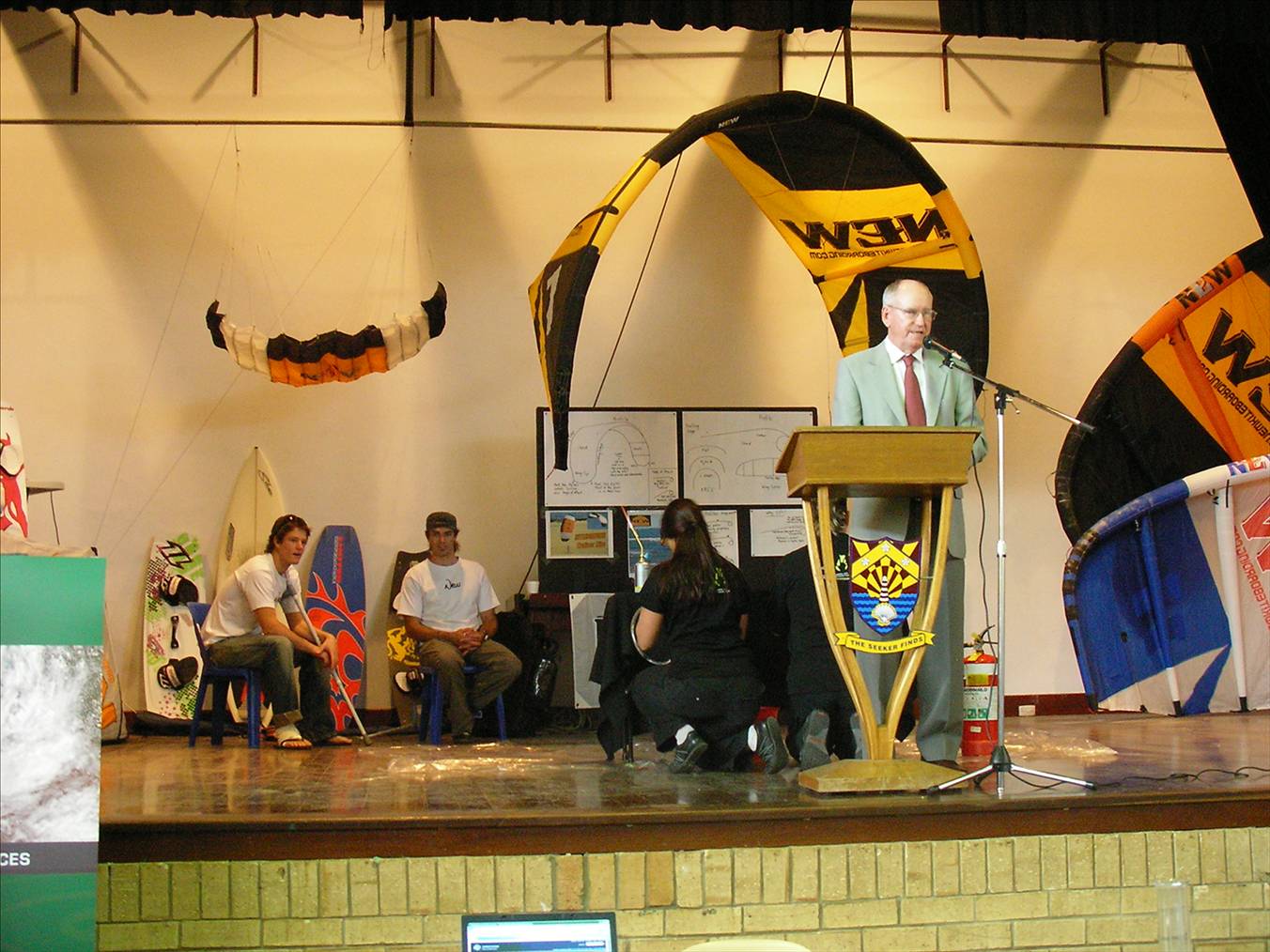 Geraldton Mayor endorses NEW kiteboarding