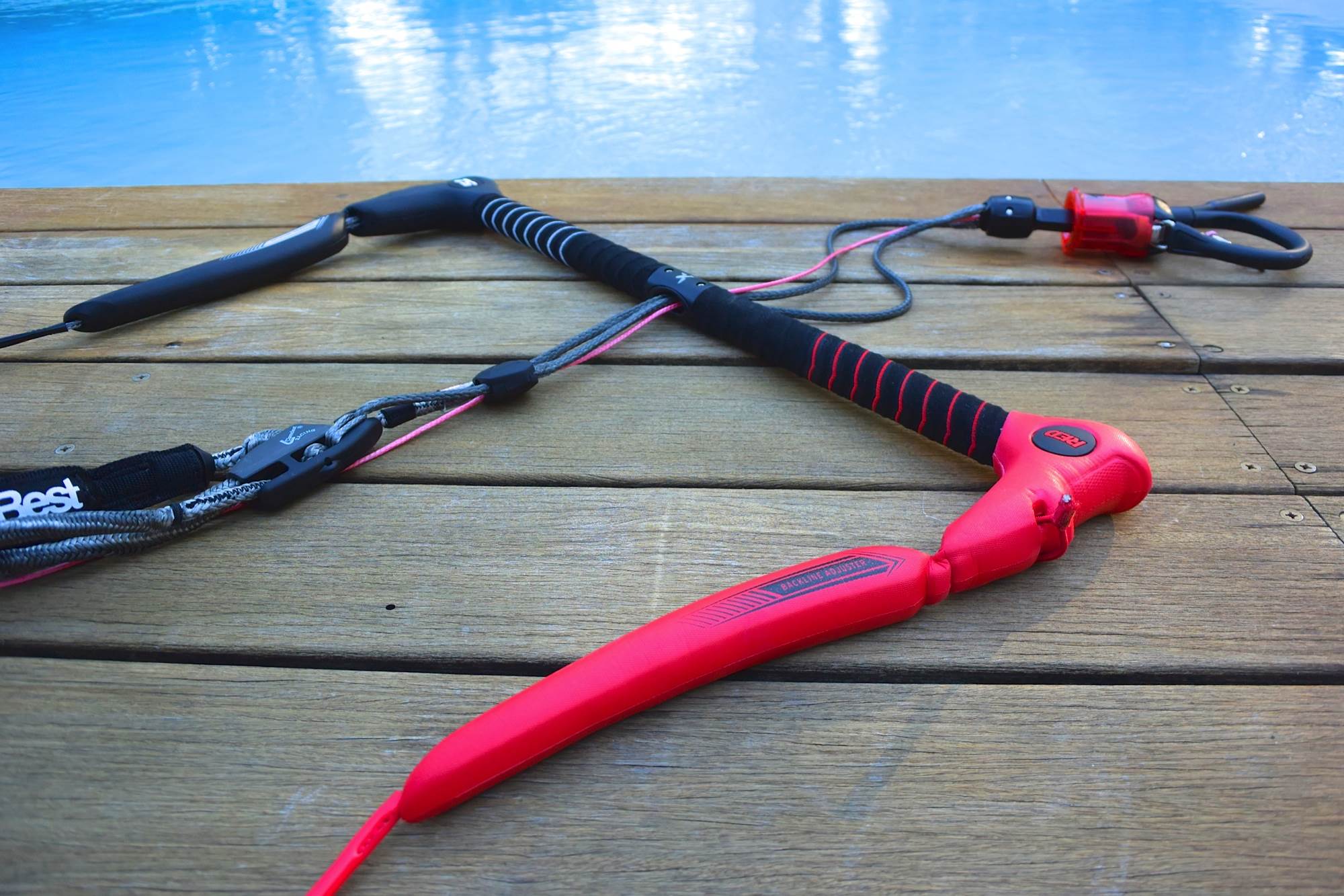 Best Kiteboarding Red Bar Dealer 5