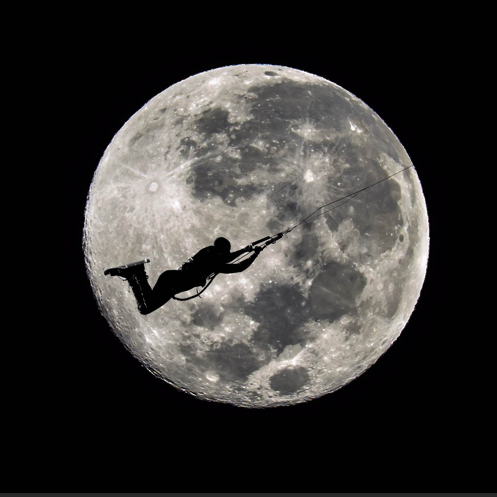 Moon Kite  Surfer