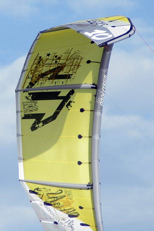 Kitesurfing the sandbar at Safety Bay