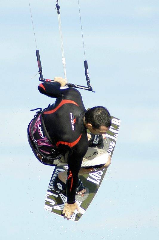 Kitesurfing the sandbar at Safety Bay