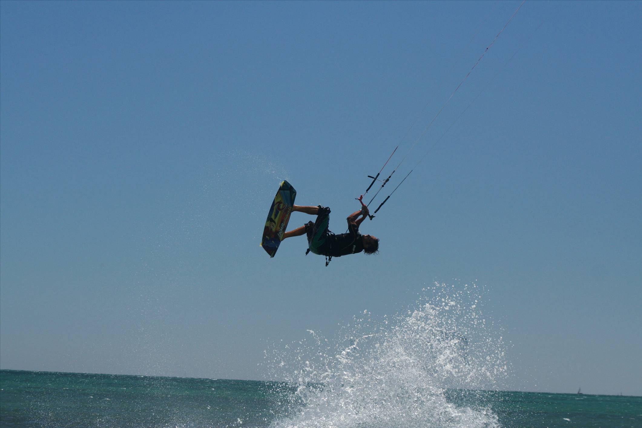 Kite X - Pulling a trick