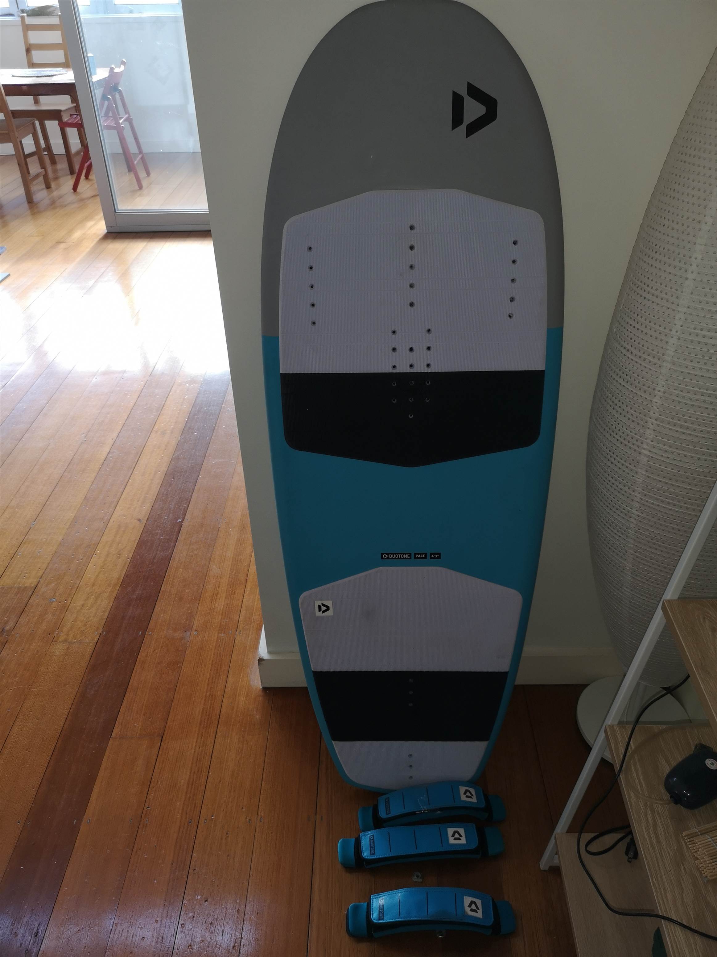 Board duotone pace 4'3 foil gong 1100cm2