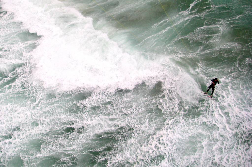 25 to 37 knots Boat Harbour 9m 2009 Griffin