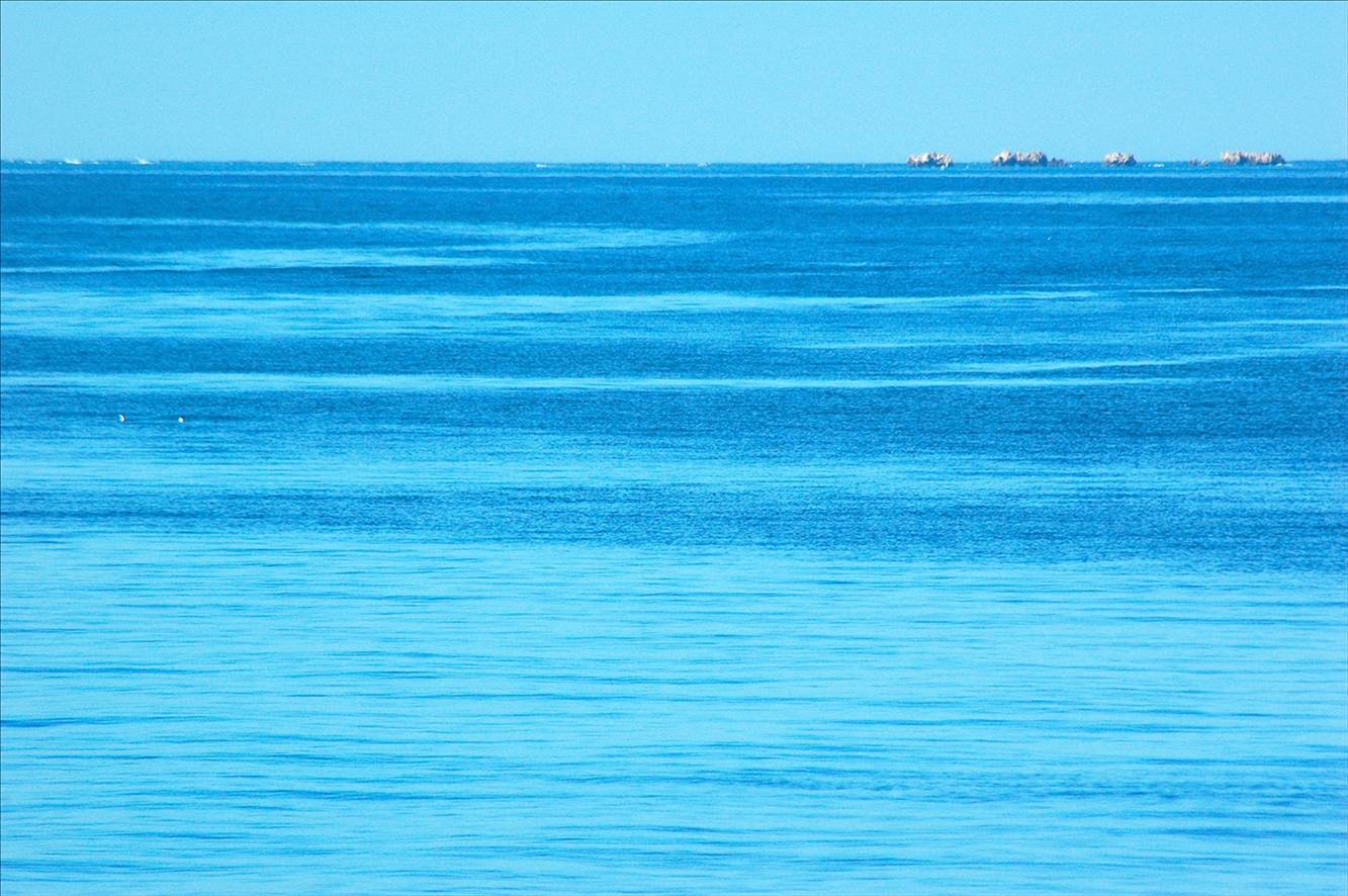 Sea Breeze comin' in Safety Bay 10.15am