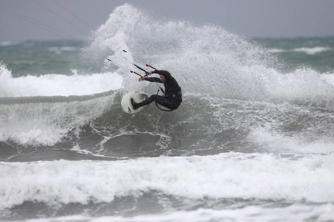 kitesurfing, lyall bay, welllington NZ