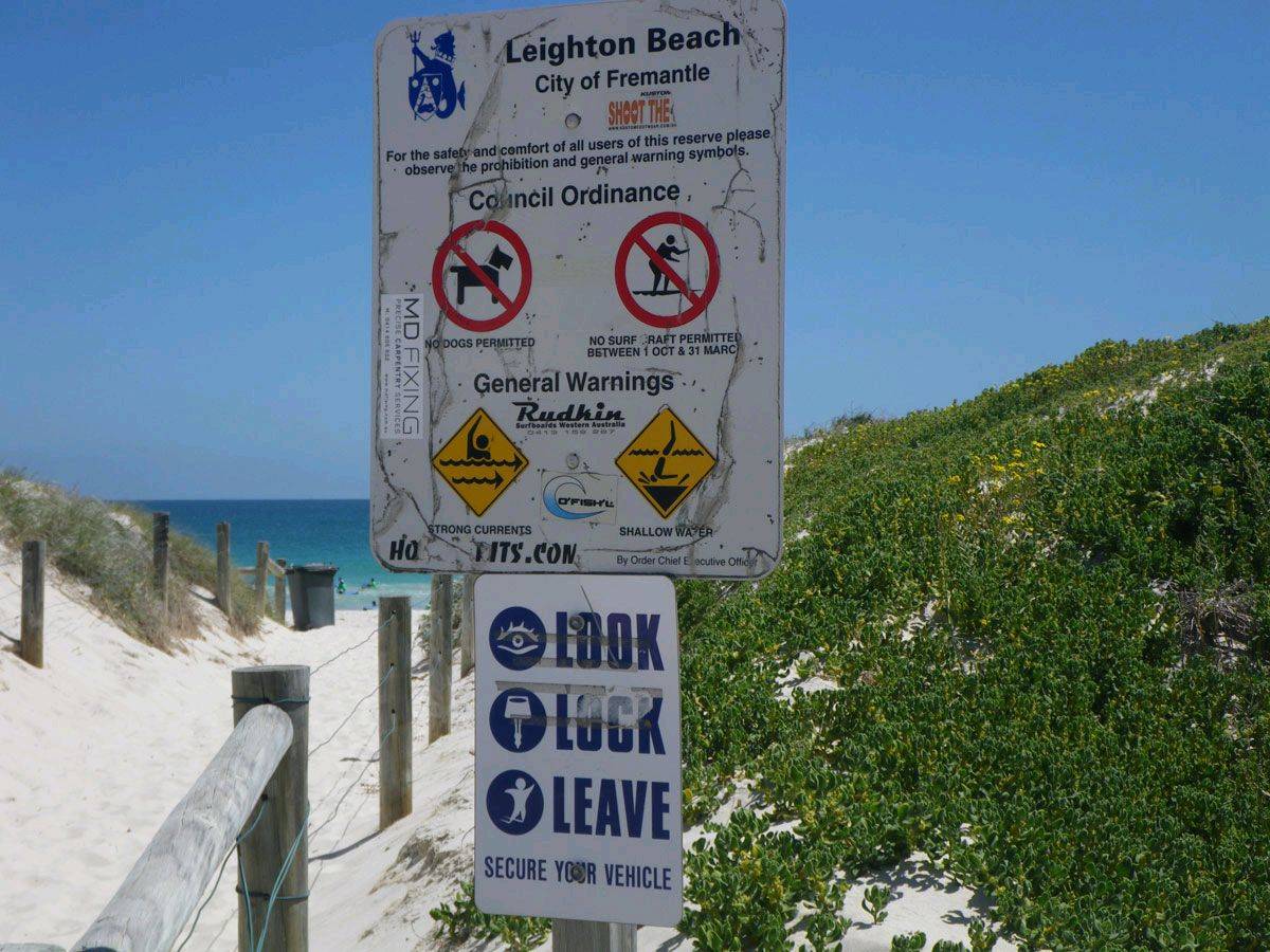 Leighton-Sign