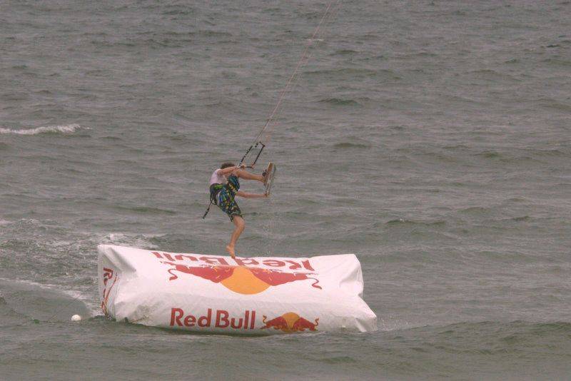 Red Bull Kite Cross PKRA
