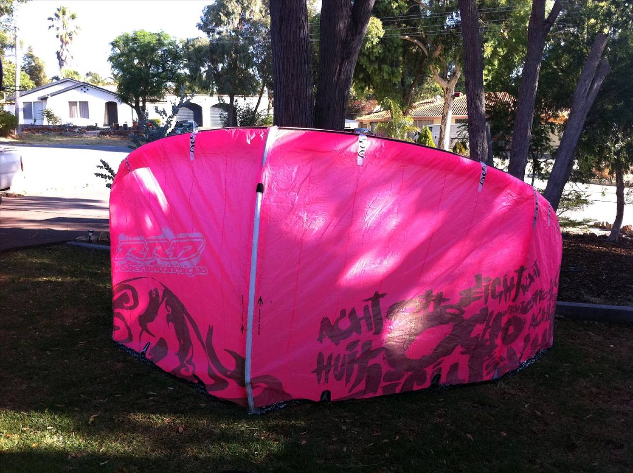 12m 2007 RRD PINK KITE WITH BAG