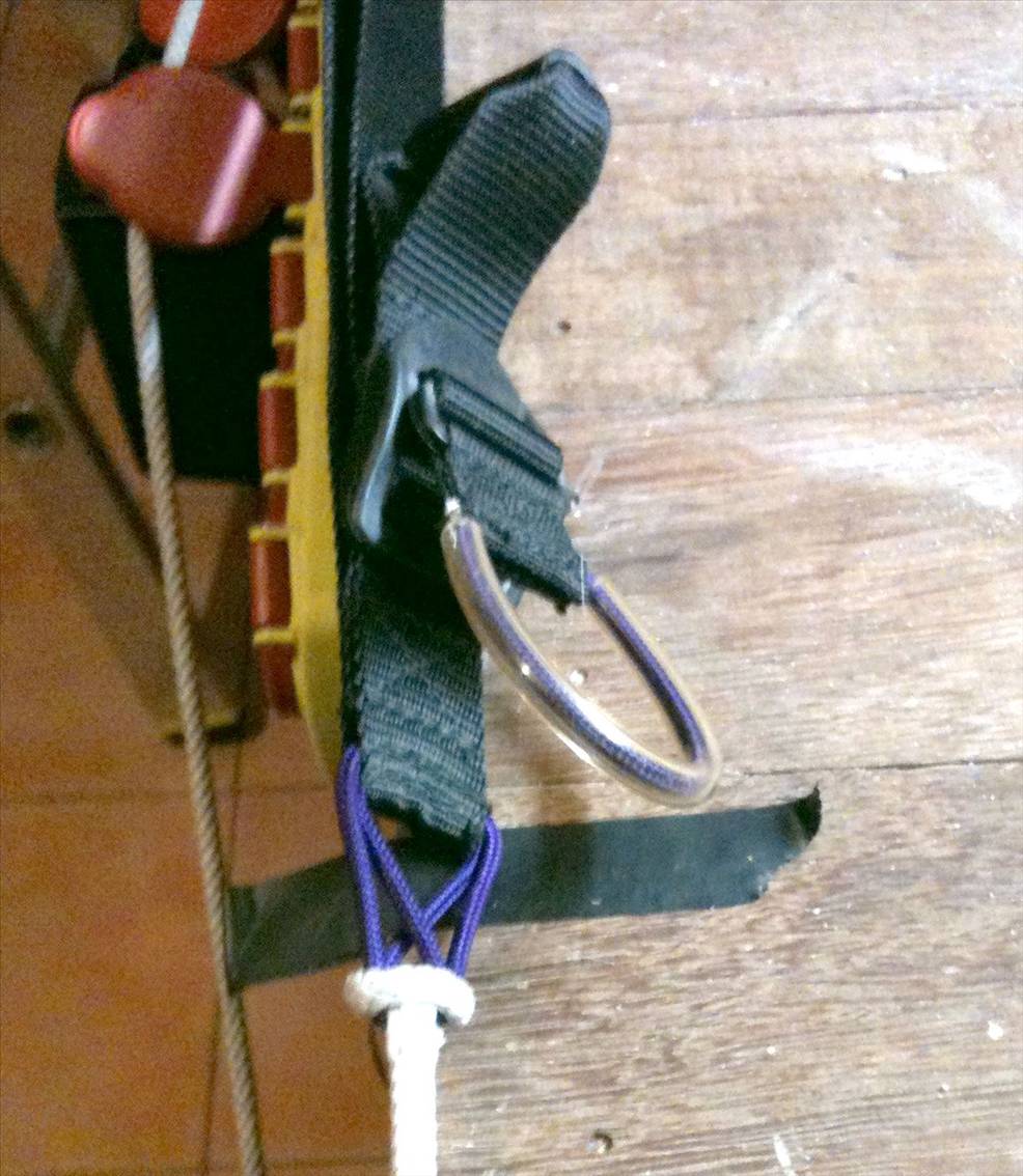 Depower buckle