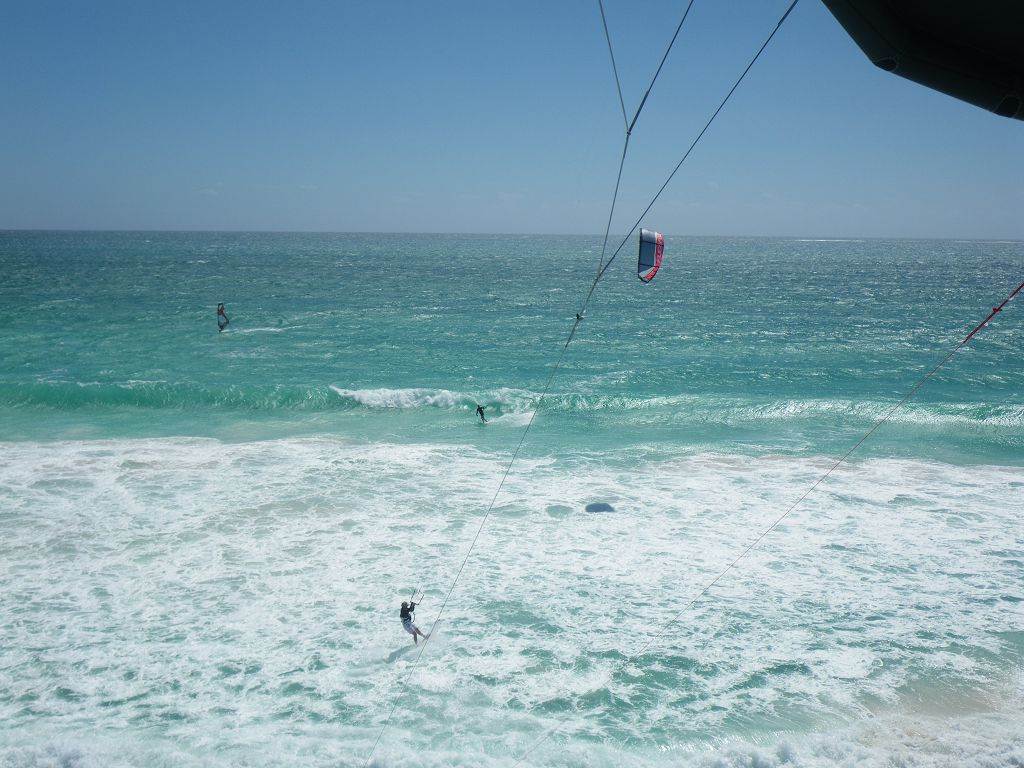Kitesurfing in West Oz