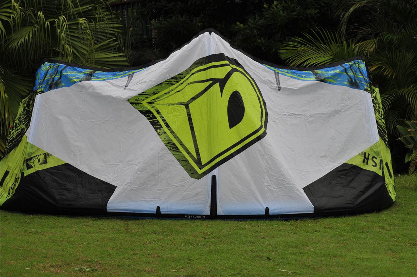 2013 Airush Razor