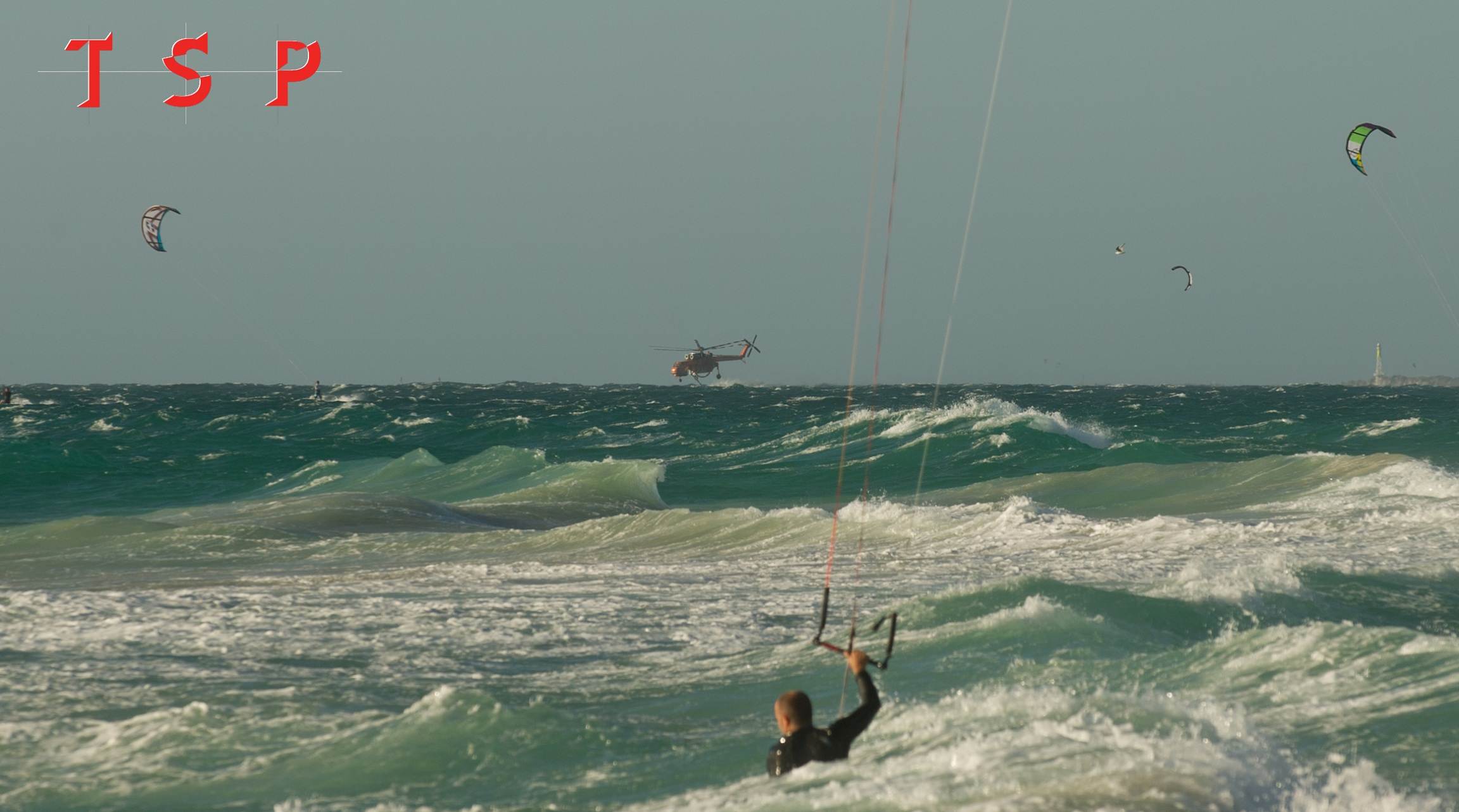Kitesurfing 24.01aa