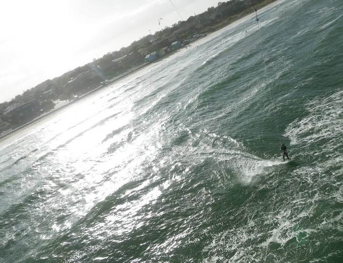 Kitesurfing at Aspendale