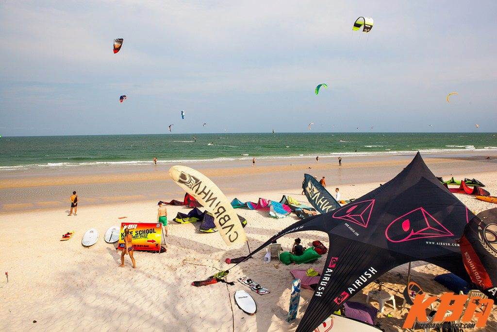 kitesurfing hua hin