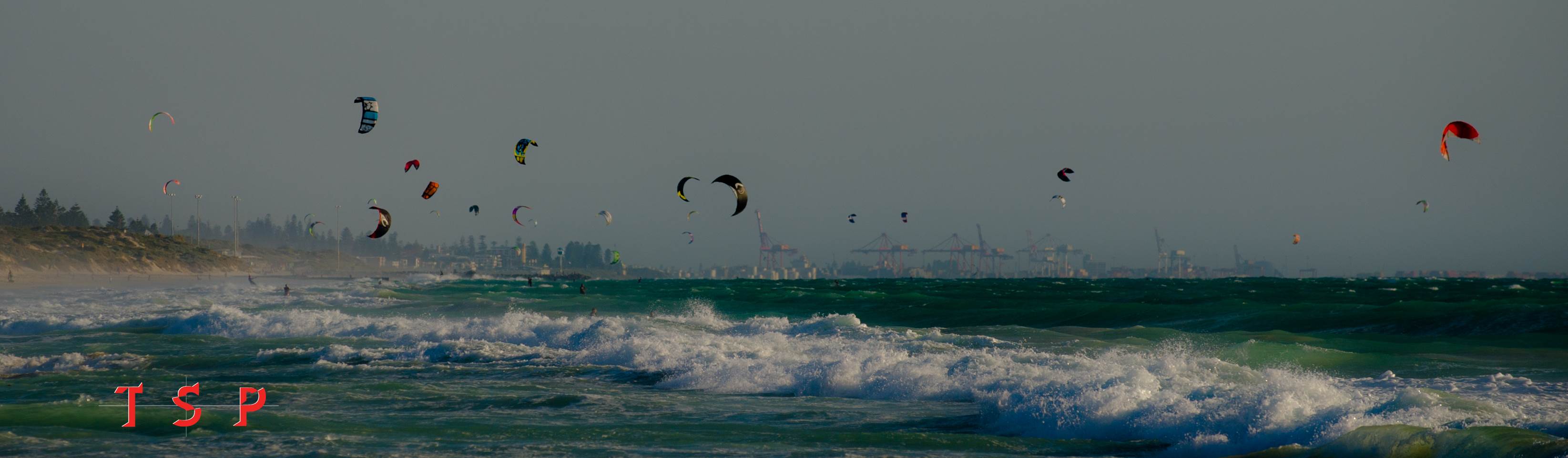 Kitesurfing Windsurfing 01.11