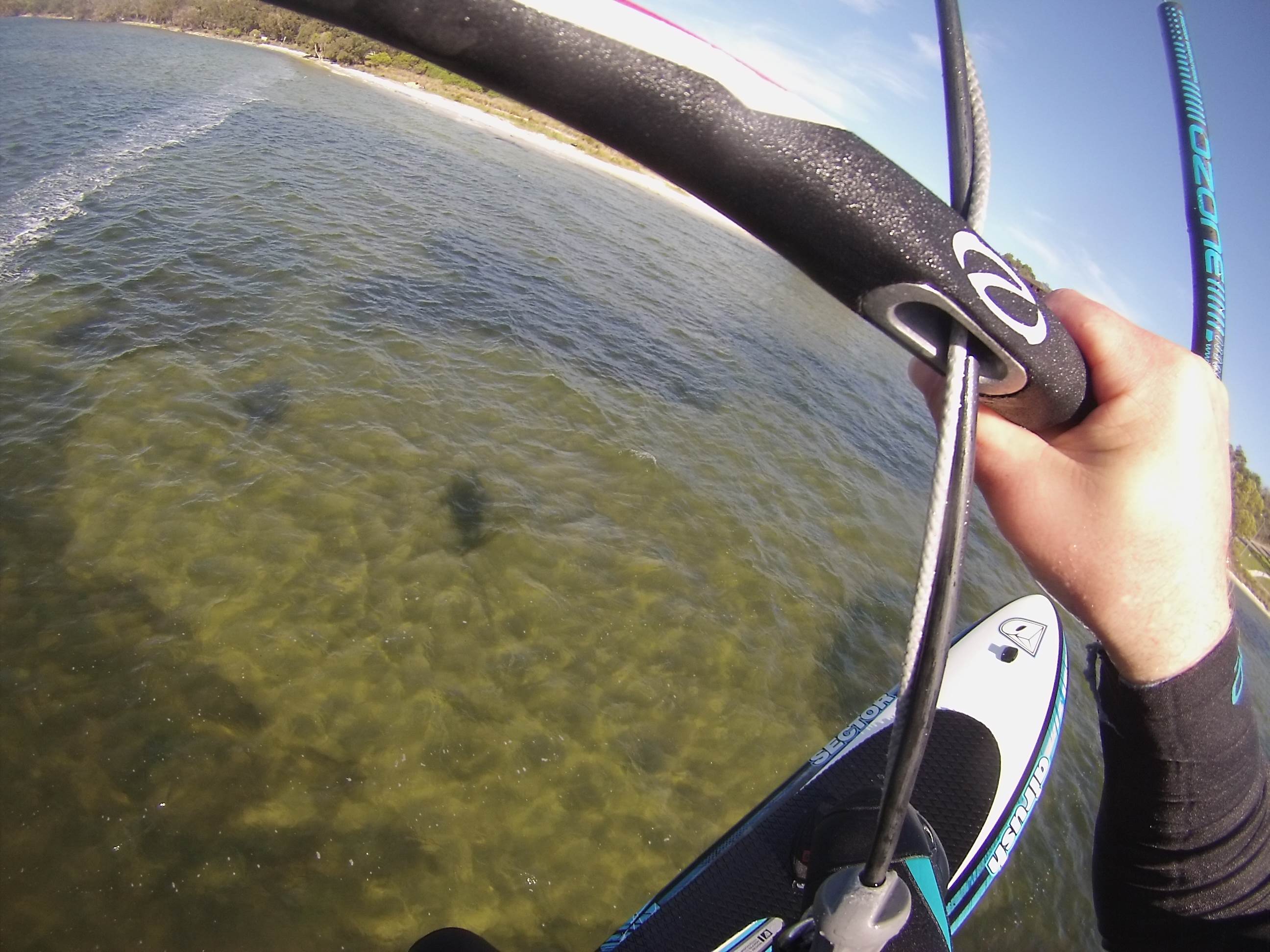 Boosting with an Ozone edge 17m and a Sector 52 in 12-15 knots