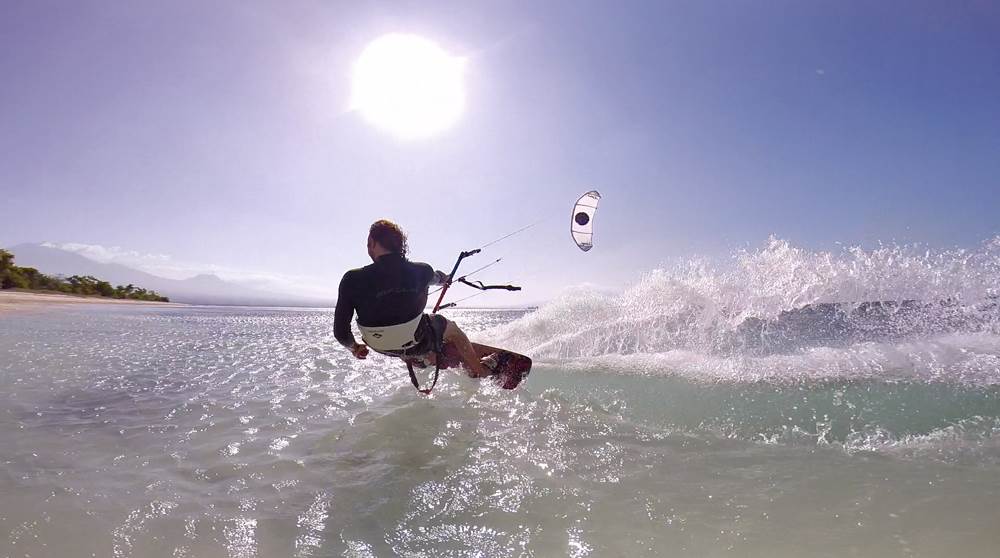 KITEBOARDING TABUHAN ISLAND