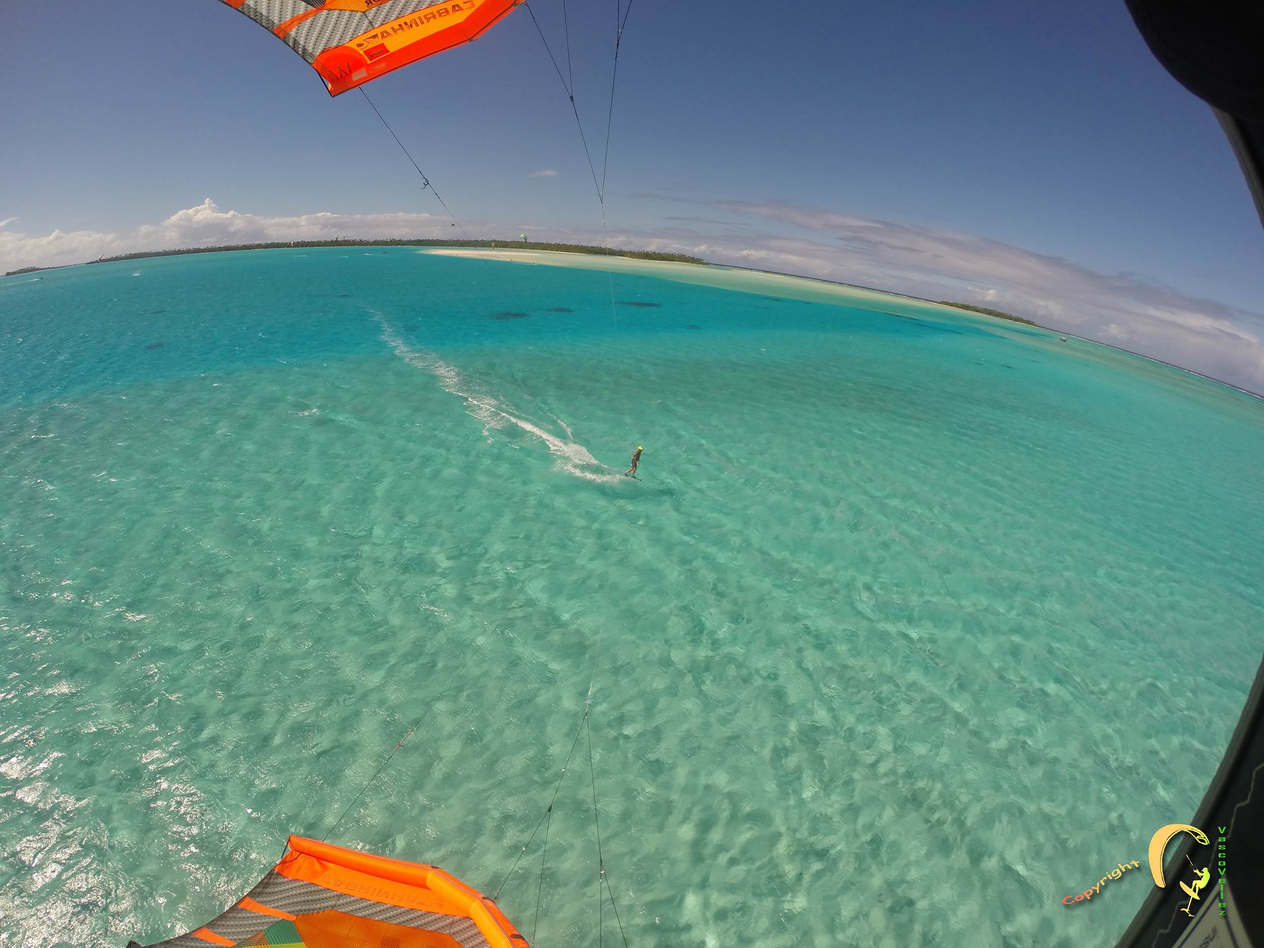 One Foot - Honeymoon islands DW