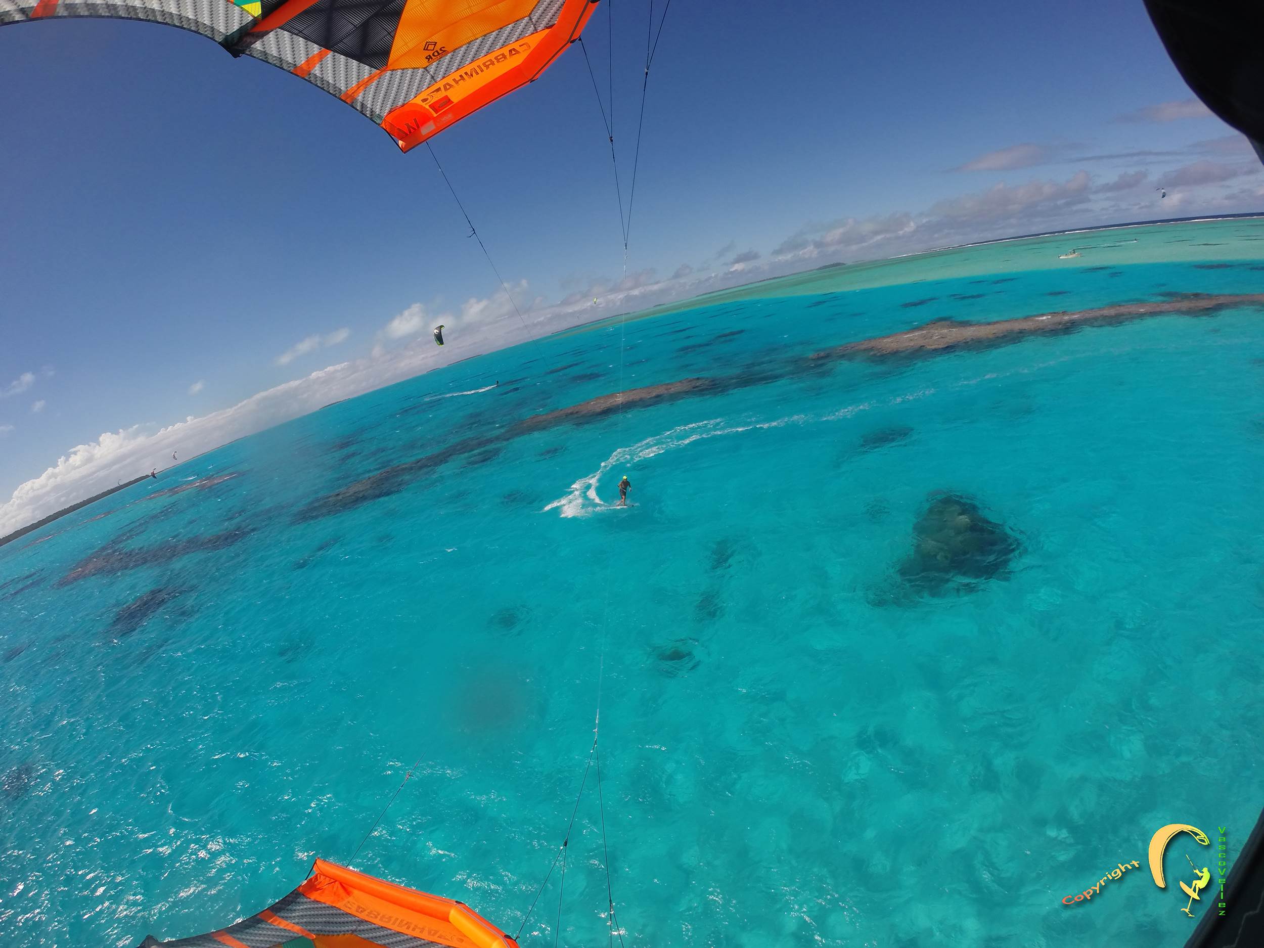 One Foot - Honeymoon islands DW