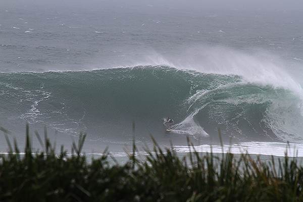 9 foot straya - Chris Stroh Productions
