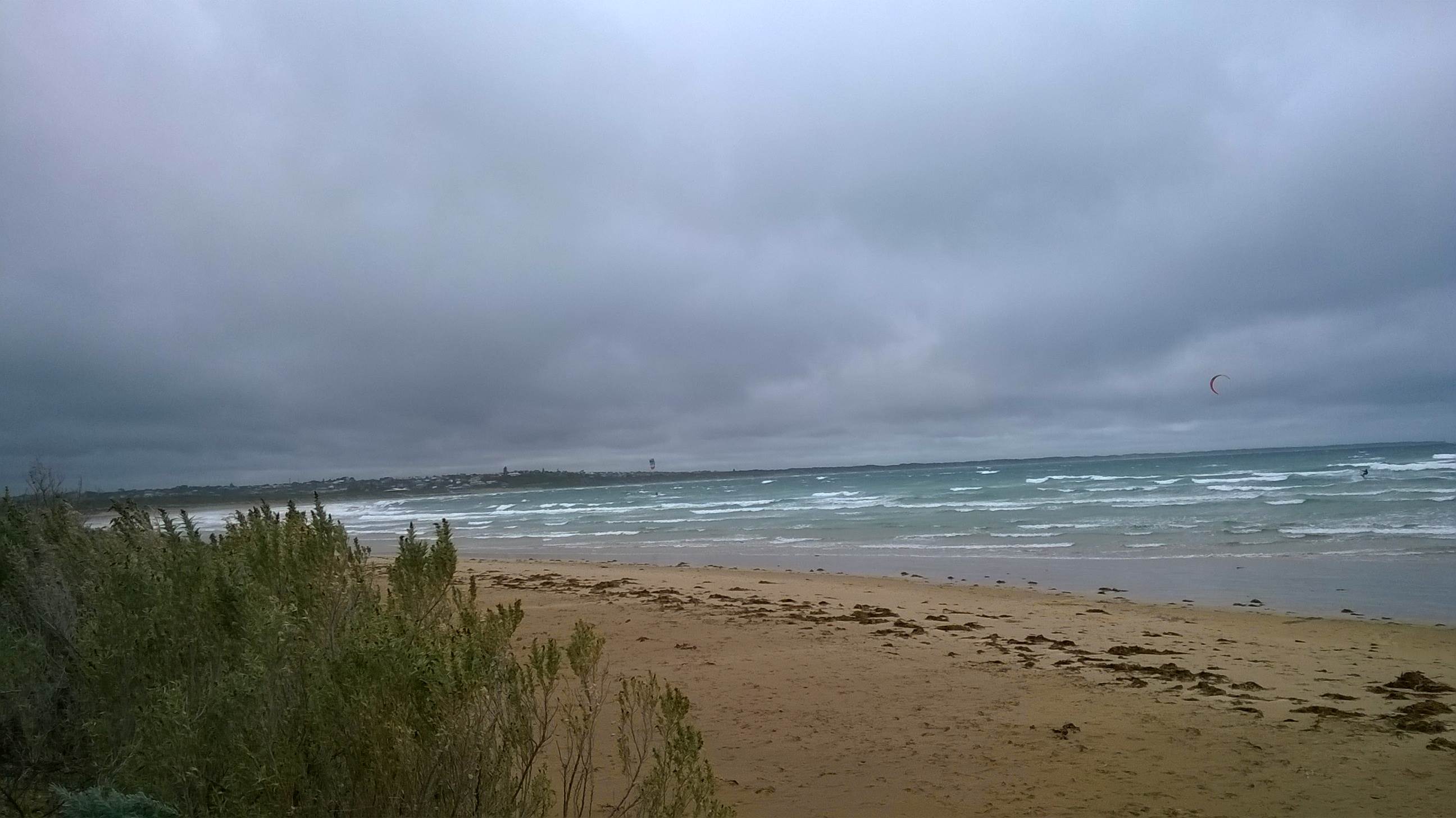 kite surfing