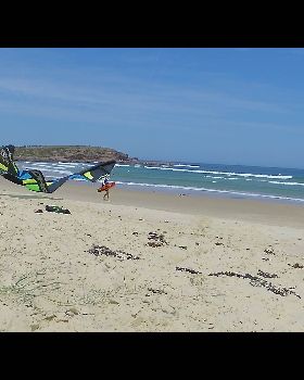 Kitesurfing