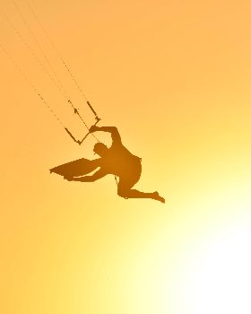 Kitesurfing