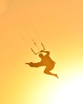 Kitesurfing