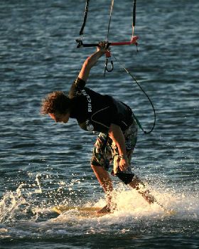 Kitesurfing