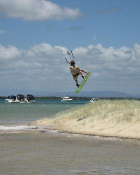 Kitesurfing