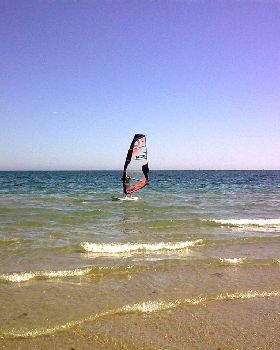 Kitesurfing