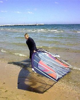 Kitesurfing