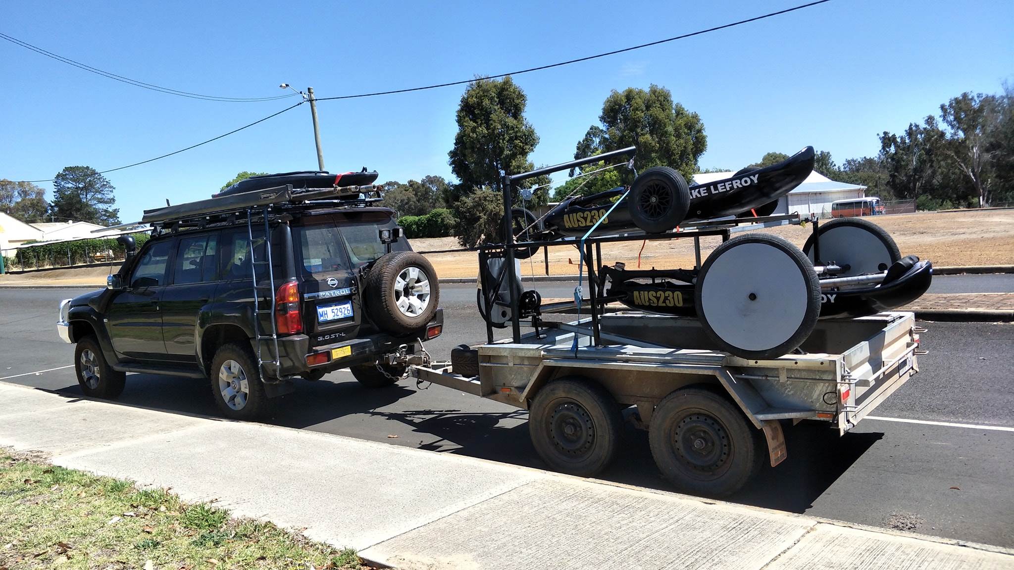 AUS230 ready to leave for scratch meeting