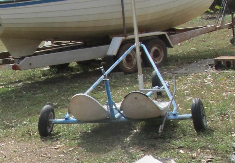 scouts tandem landyacht  rear