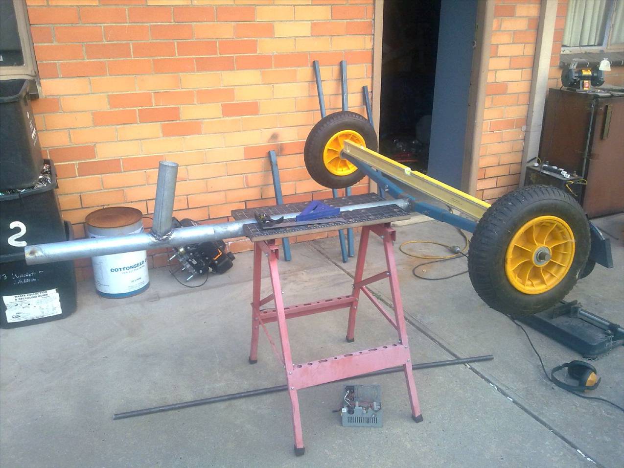 Frame constructio