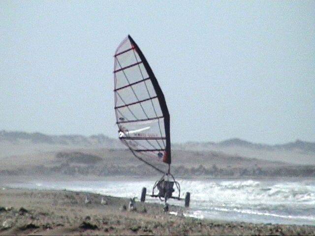 LANDSAILING  EN BAHIA DE LOBOS