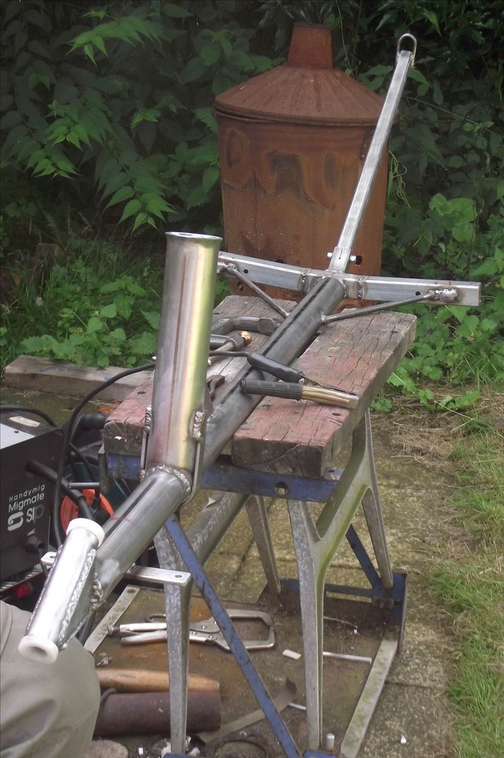 Mast tube added.