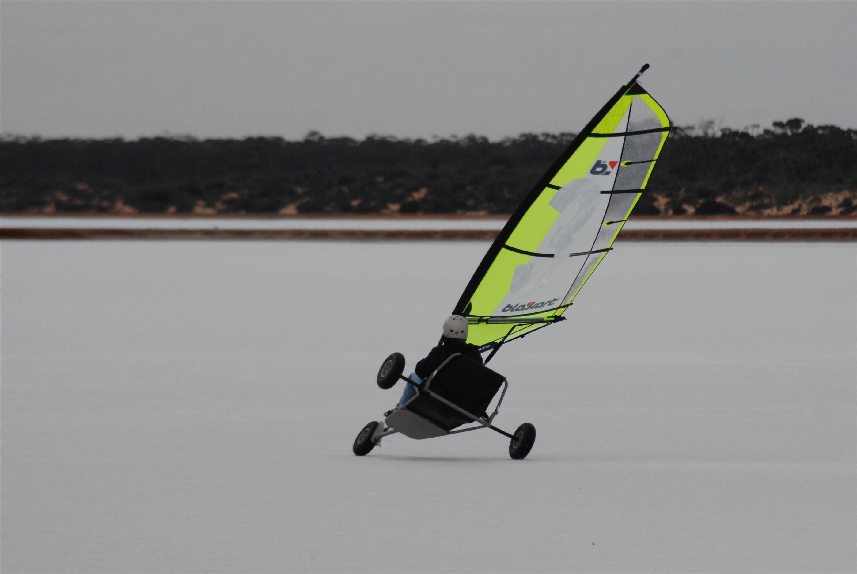 Fast sailing